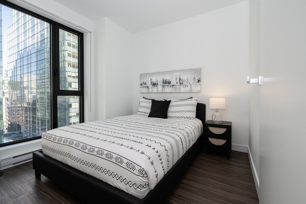 665 Rue Versailles - Photo 6 of 140