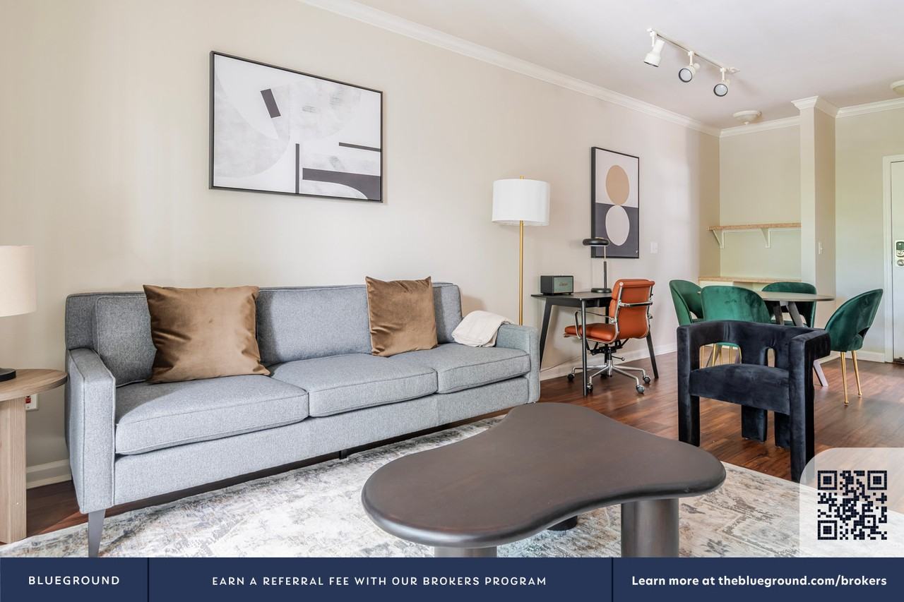 700 Agnew Road - Photo 4 of 50