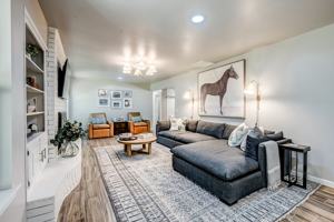 featured image of 11 Pecan Dr