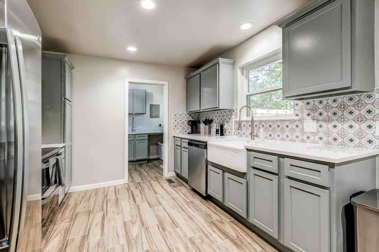 11 Pecan Dr #1298601P - Photo 6 of 31