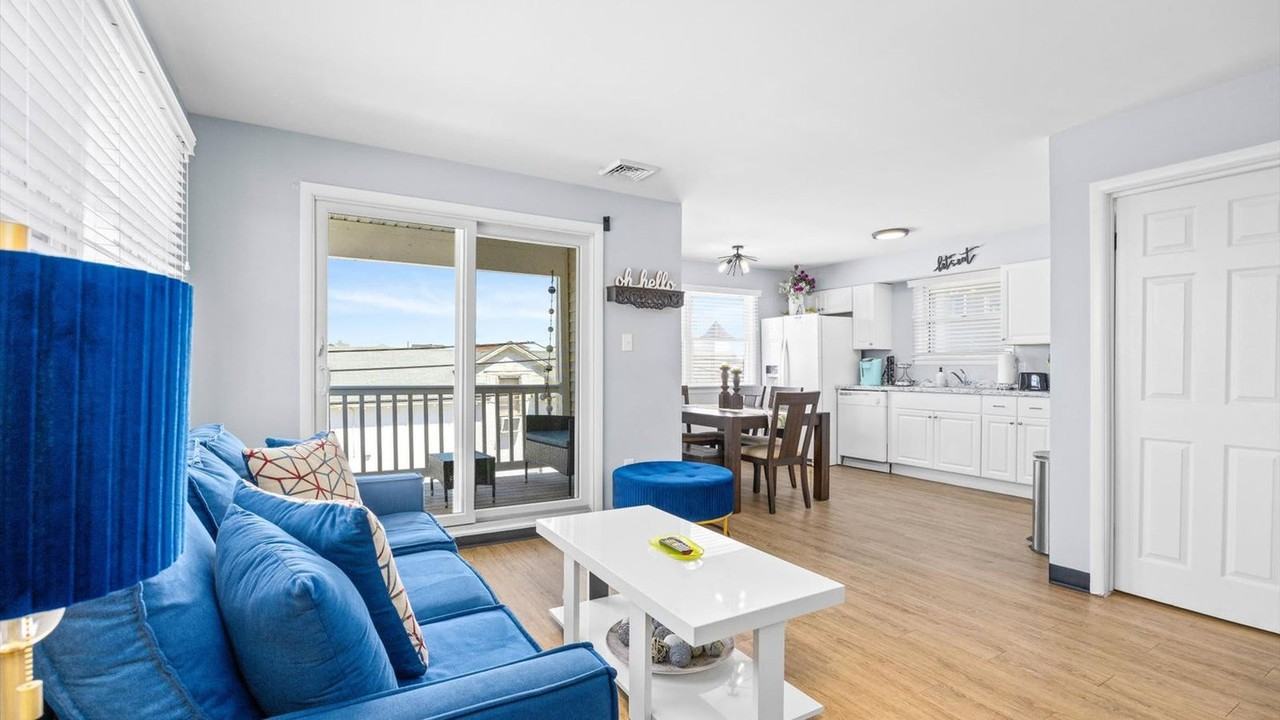 714 West Ave #1308989P - Photo 7 of 25