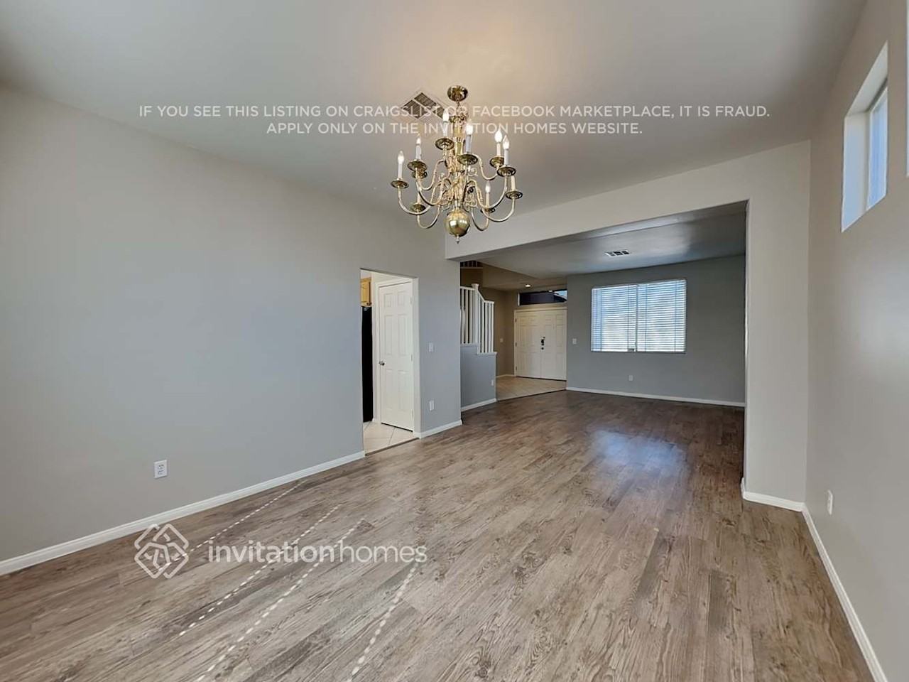 9709 Maywood Ct - Photo 4 of 24