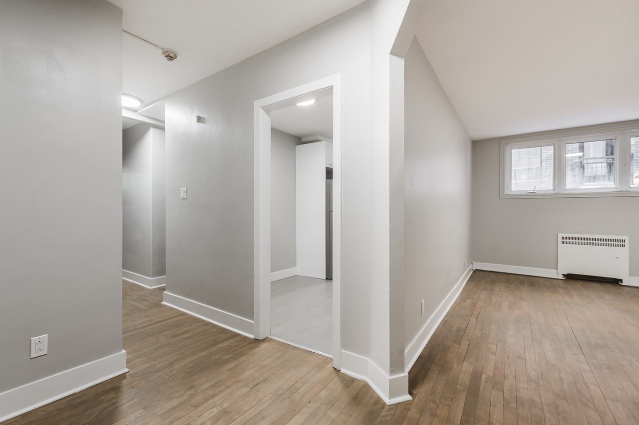 4550 Avenue Walkley — photo 1