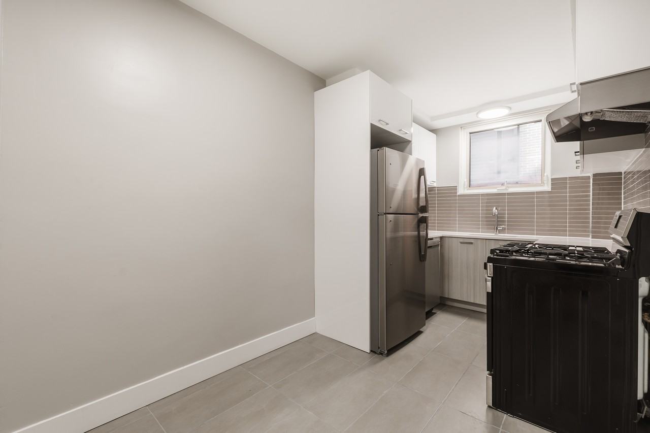 4550 Avenue Walkley — photo 2
