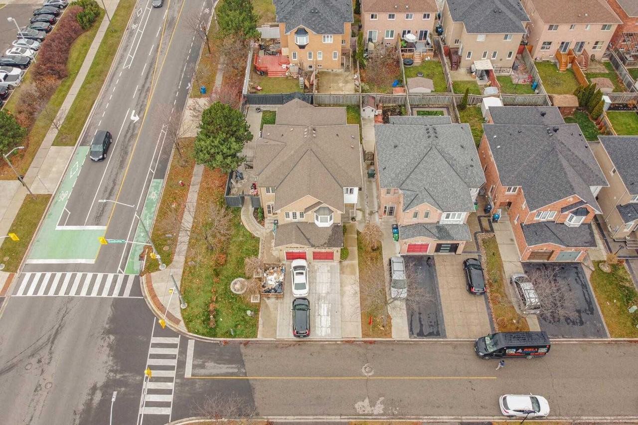 56 Coachwhip Road - Photo 2 of 32