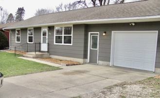 1115 Poplar St - Photo 1 of 1