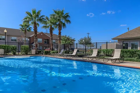 Freeport Oaks Apartments - Photo 5 of 6