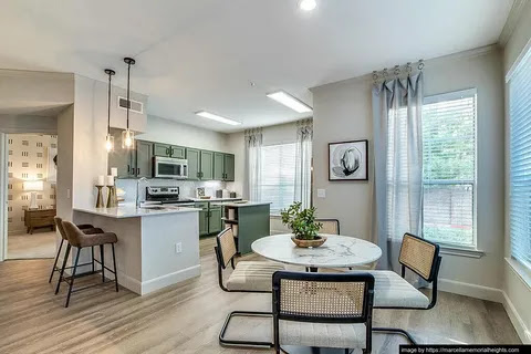 Redwood Heights - Photo 4 of 40