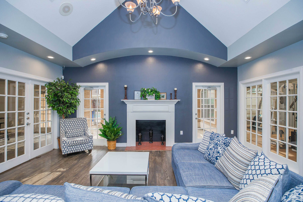 Oak Arbor Townhomes - Photo 4 of 17