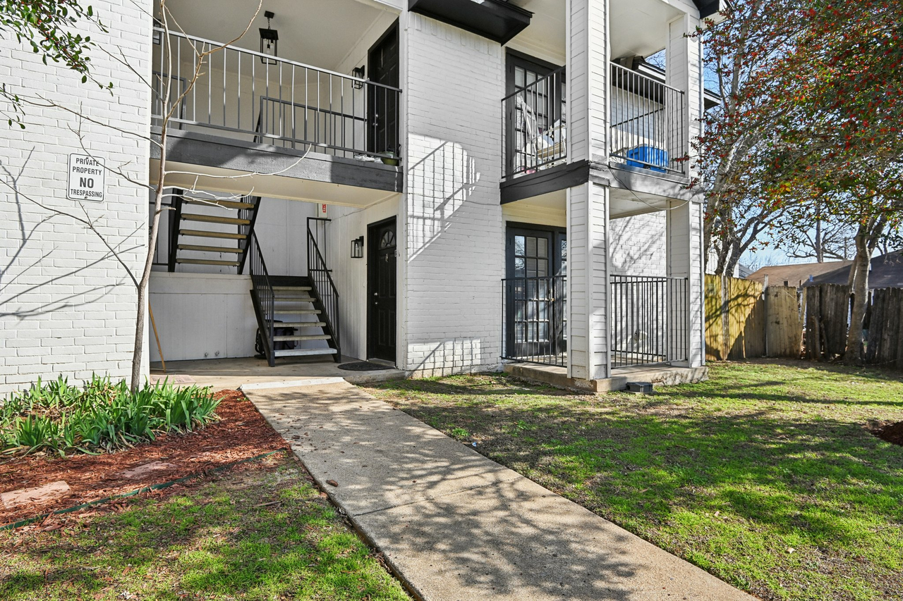 Ambers Village - Photo 6 of 17