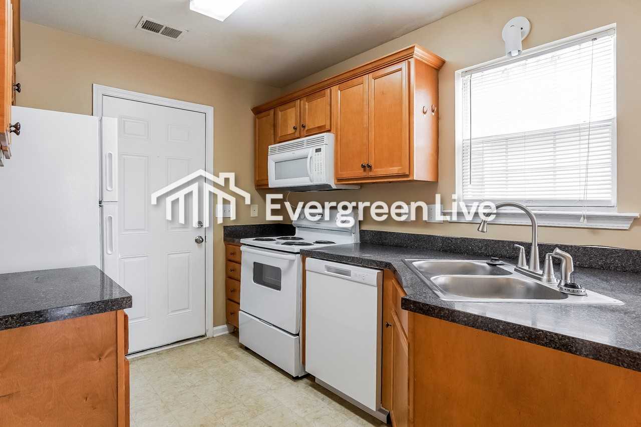 120 Carrington Lane - Photo 7 of 15