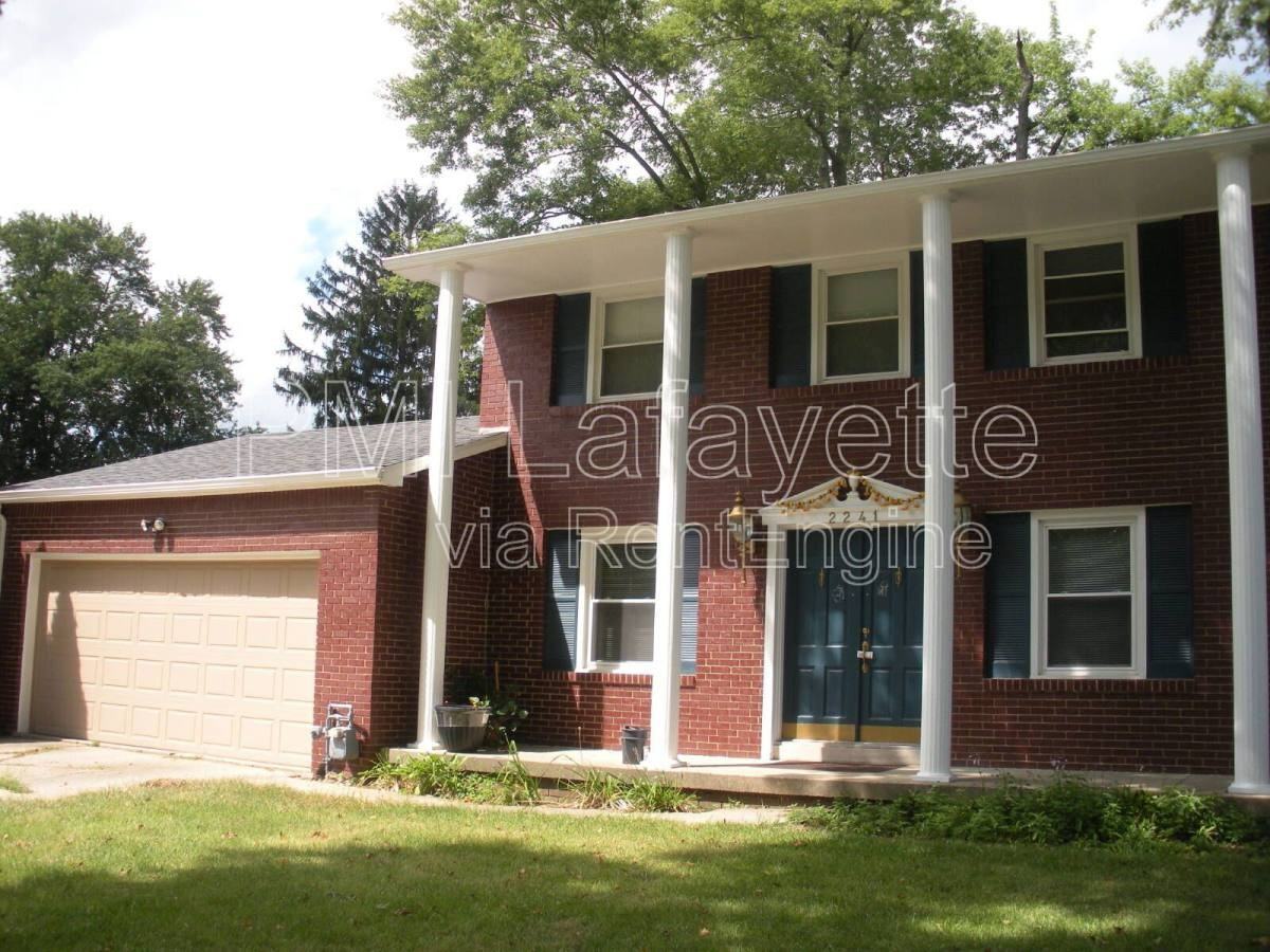 2241 Indian Trail Dr - Photo 2 of 10