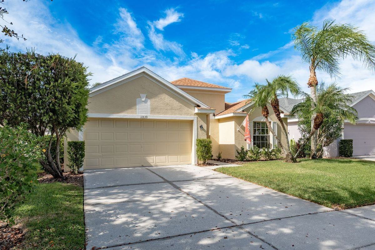 11539 Cypress Reserve Dr - Photo 2 of 30