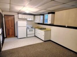 featured image of 124 Mammoth Rd