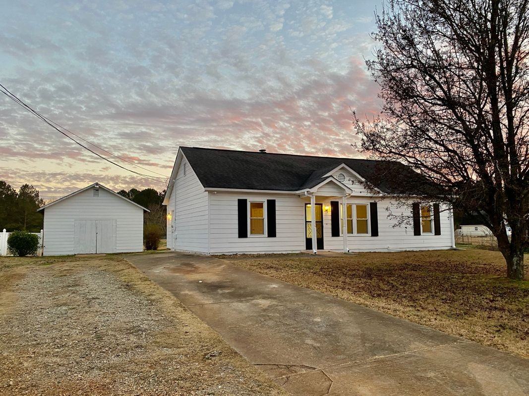 1292 Dolly Nixon Rd - Photo 2 of 23
