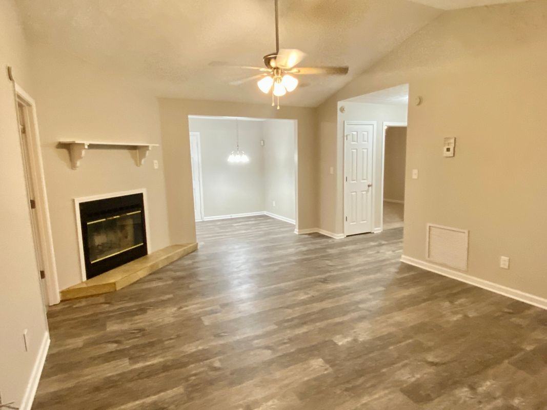 1292 Dolly Nixon Rd - Photo 3 of 23
