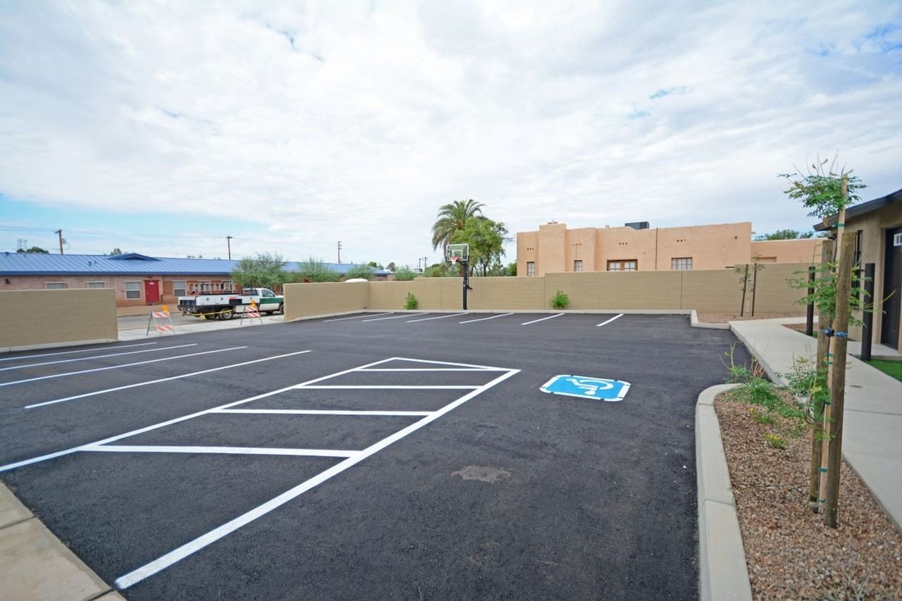 1533 E. 12th St. - Photo 3 of 39