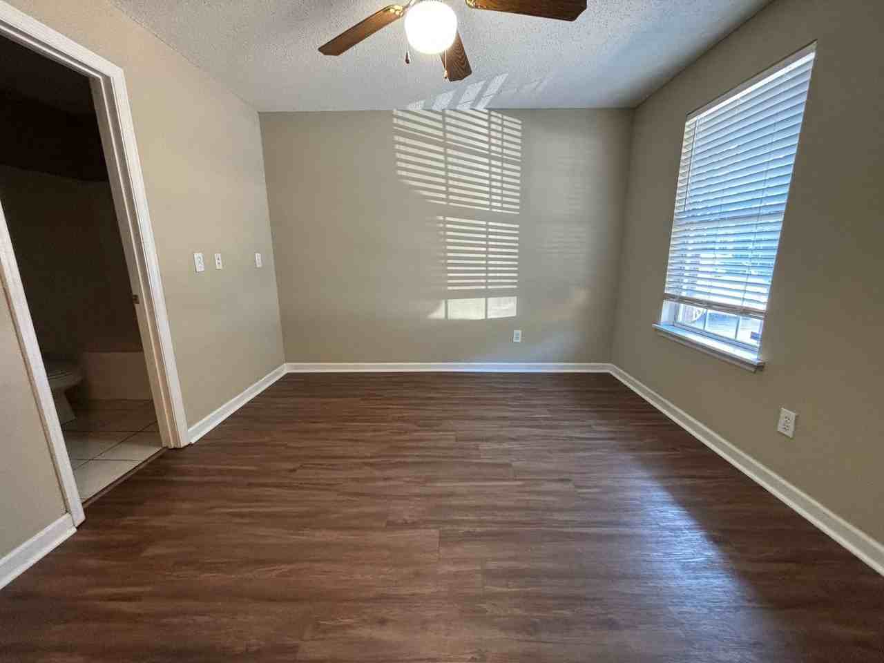 324 N Ross St #A3 - Photo 6 of 12