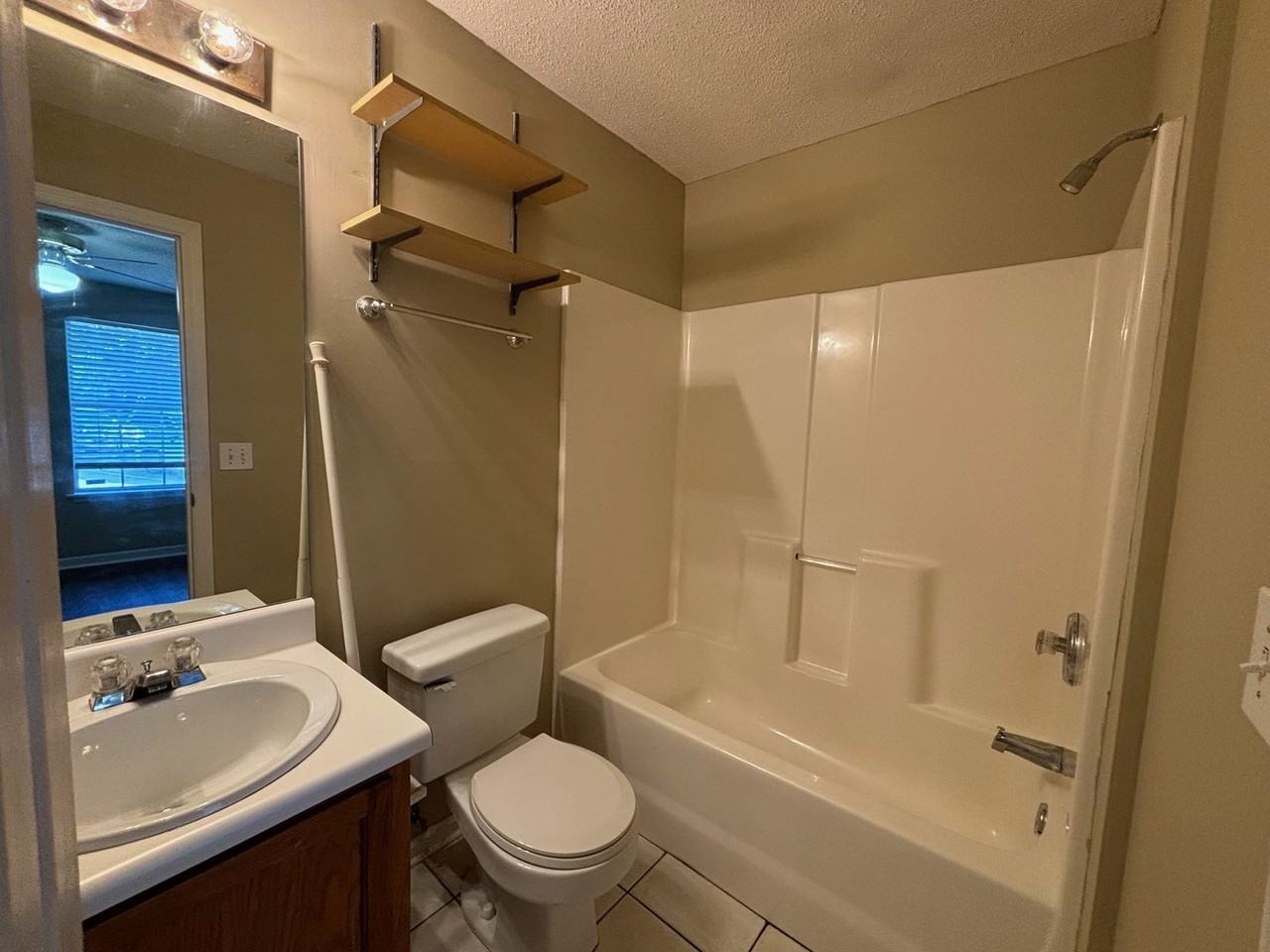 324 N Ross St #A3 - Photo 7 of 12