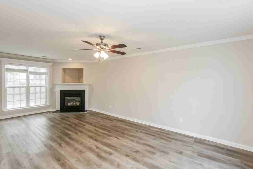 1703 Cottage Creek Rd - Photo 7 of 17