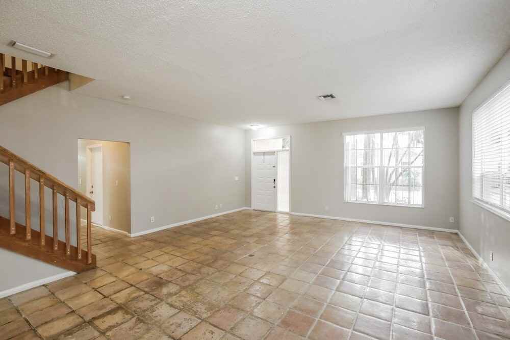 7730 Nw 63rd Way - Photo 6 of 17