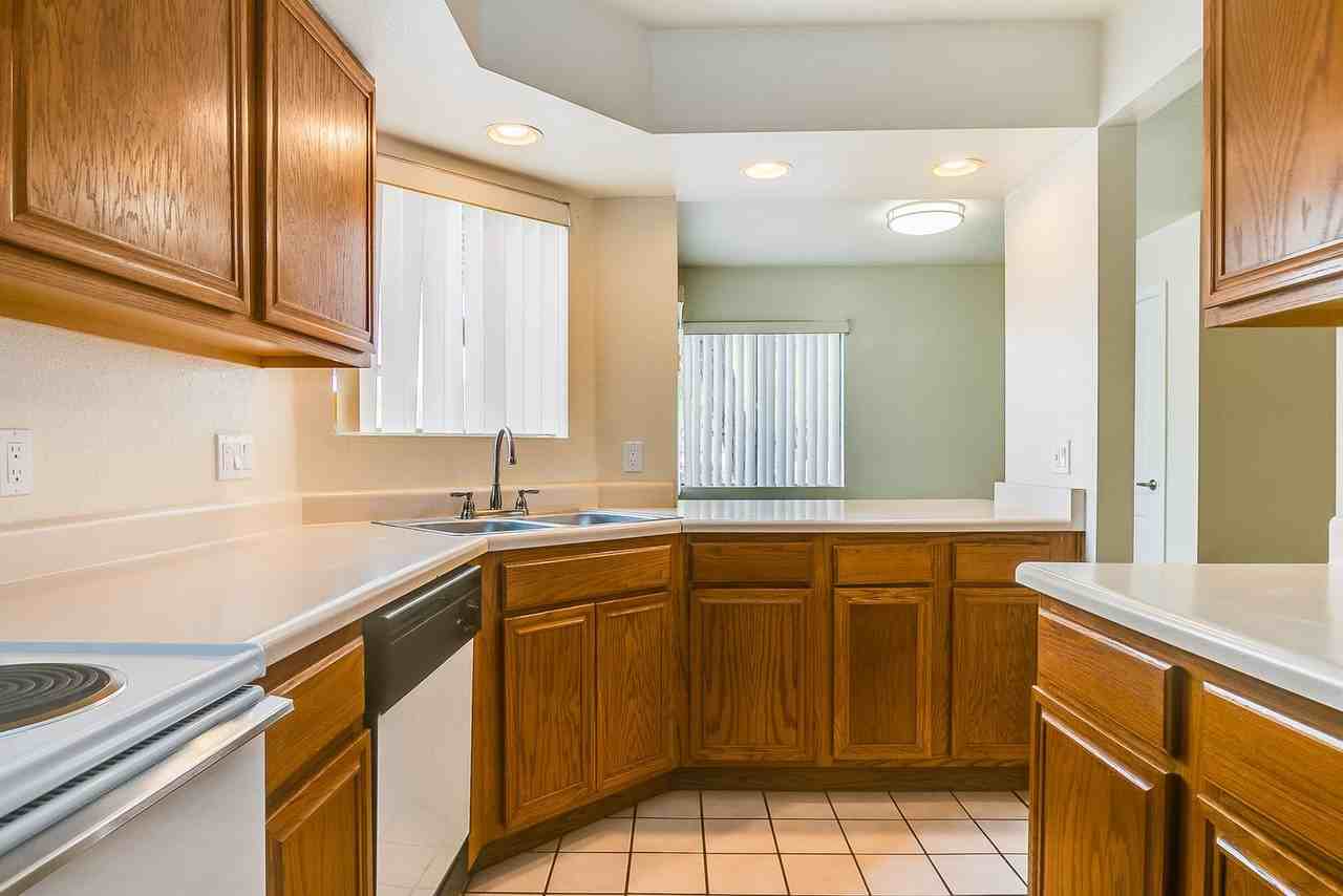 The Block on H - Photo 3 of 17