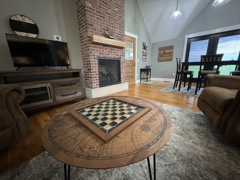 211 Main St #1 - Photo 2 of 11