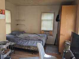 featured image of 141 Fairview Ave #4