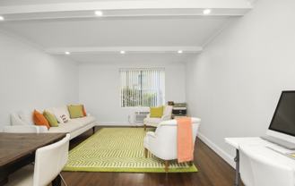 1525 E Putnam Ave #107 - Photo 1 of 1