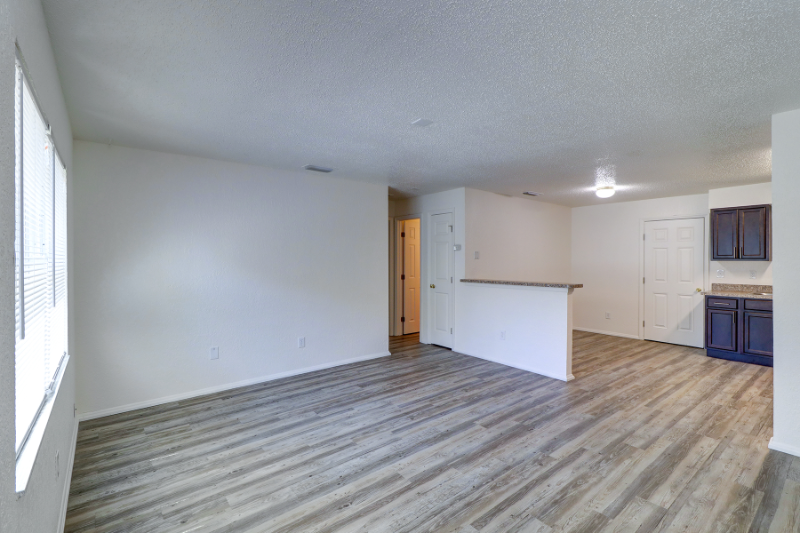 5345 Laurel Pl #15114B - Photo 4 of 17