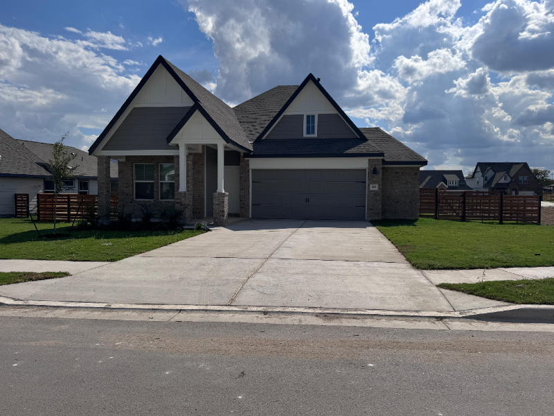 352 Keefer - Photo 3 of 19