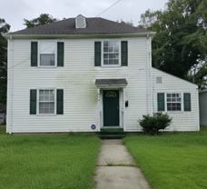900 20th St - Photo 1 of 1