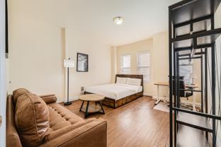 205 N Luzerne Ave - Photo 1 of 1