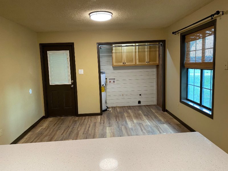 806 Rector Rd - Photo 6 of 12