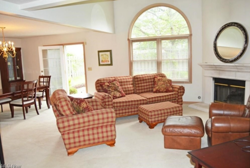 16548 Sunwood Oval - Photo 7 of 18