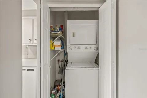 416 Windrush Bay Dr - Photo 5 of 17