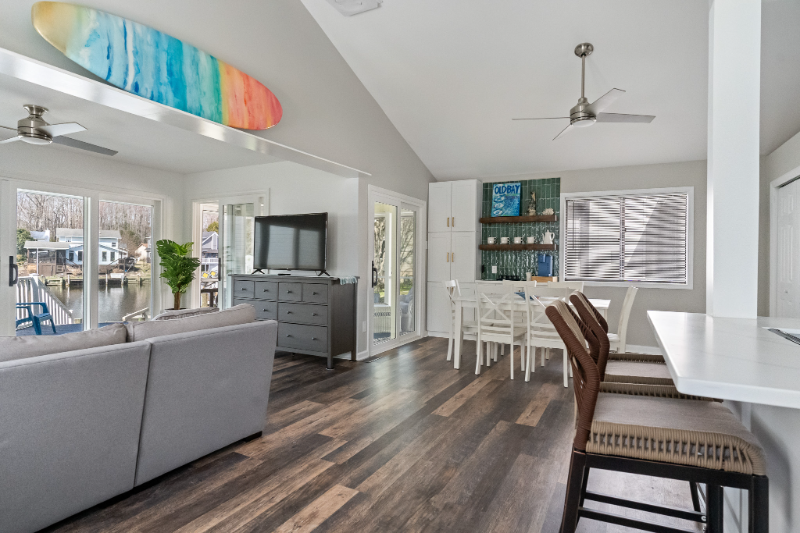 24 Windjammer Rd - Photo 2 of 19