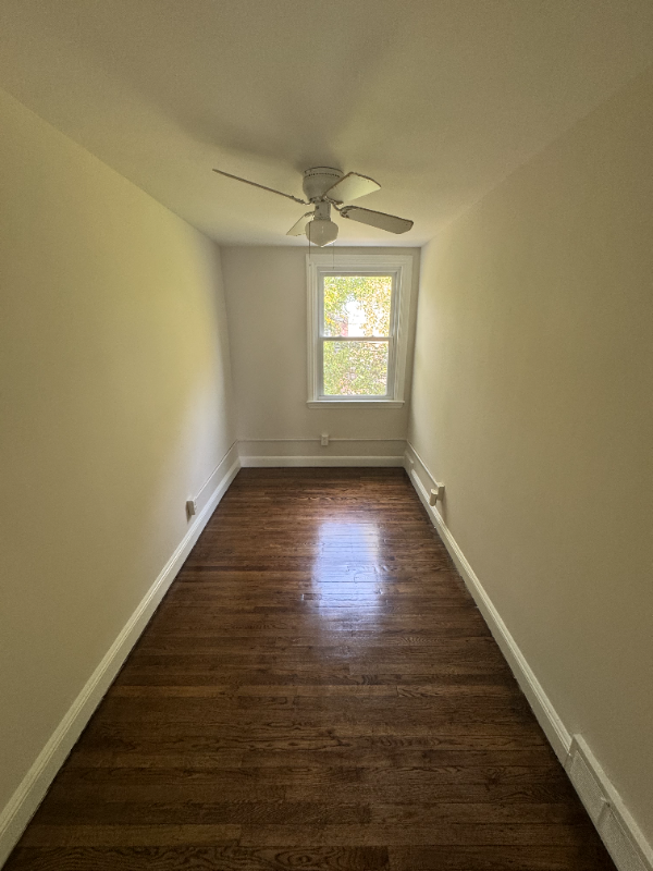 304 West 22nd Street - Photo 7 of 15