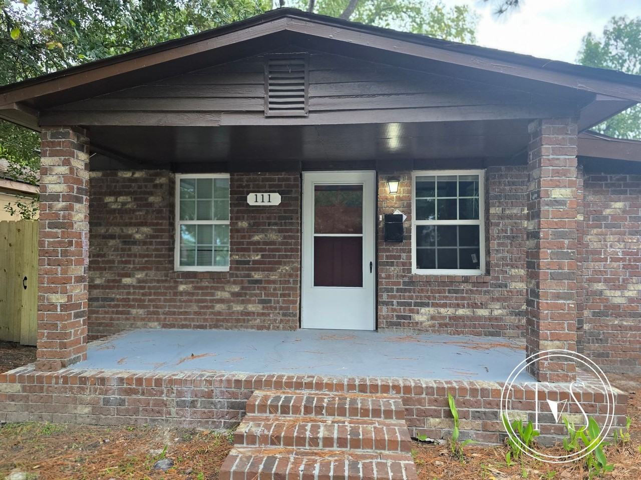 111 West St - Photo 3 of 18