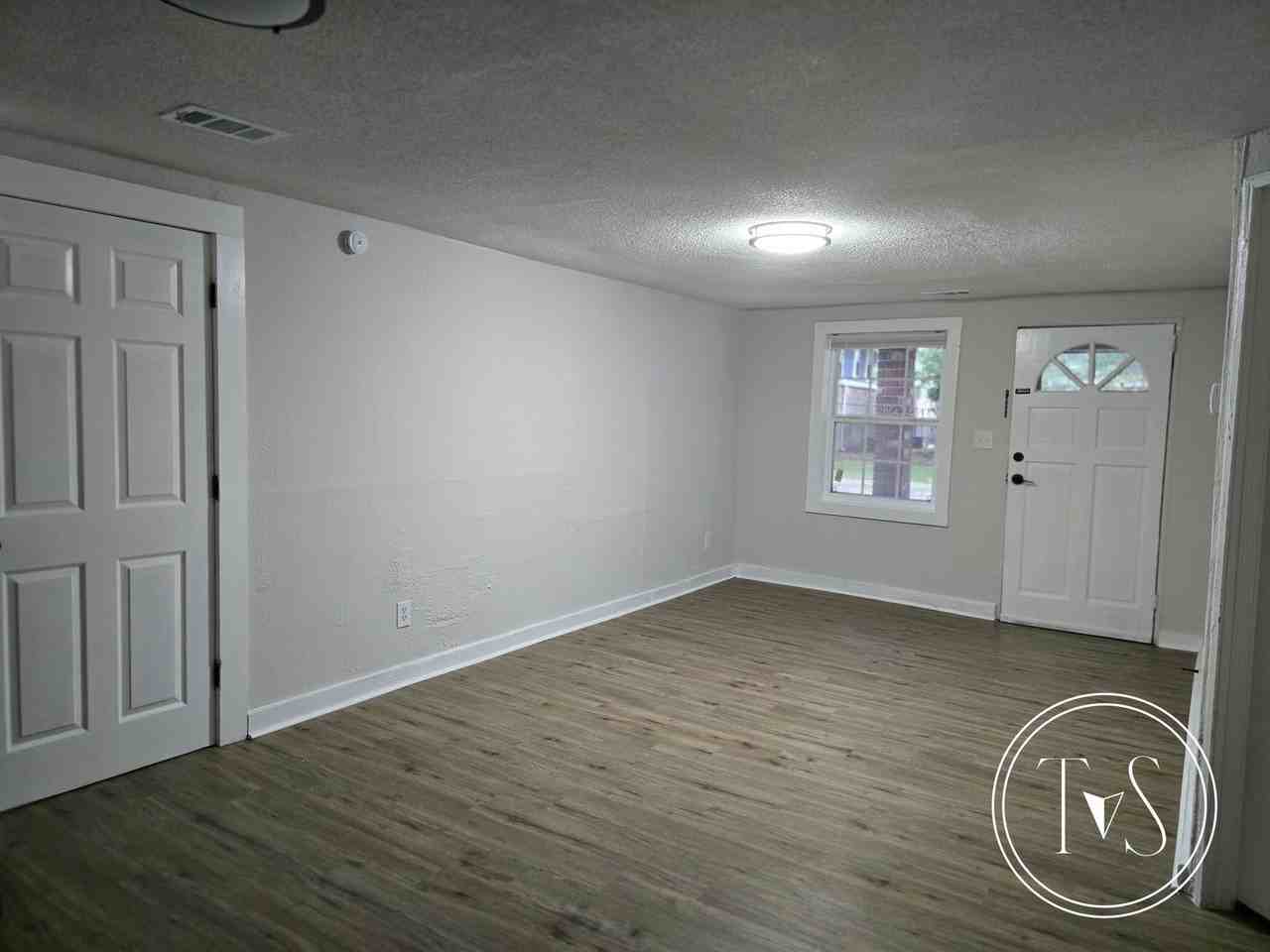 111 West St - Photo 6 of 18