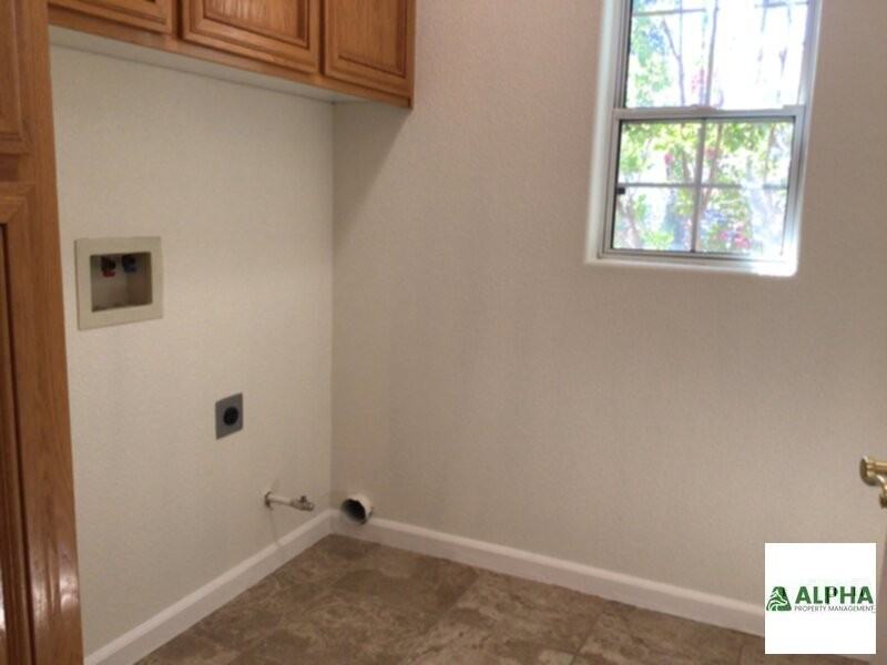 8418 Granite Cove Drive - Photo 6 of 15