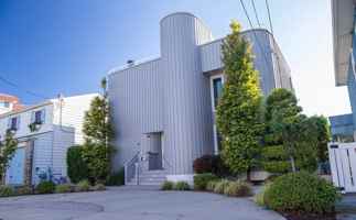 featured image of 212 N 33rd Ave #NA