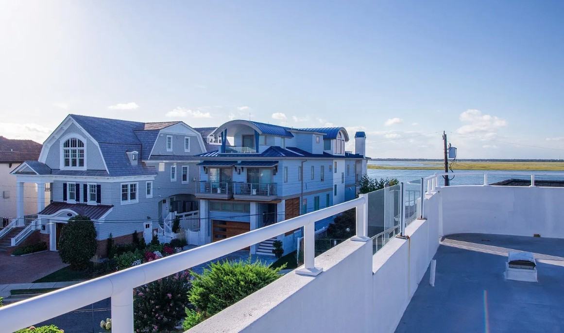 212 N 33rd Ave #NA - Photo 2 of 7