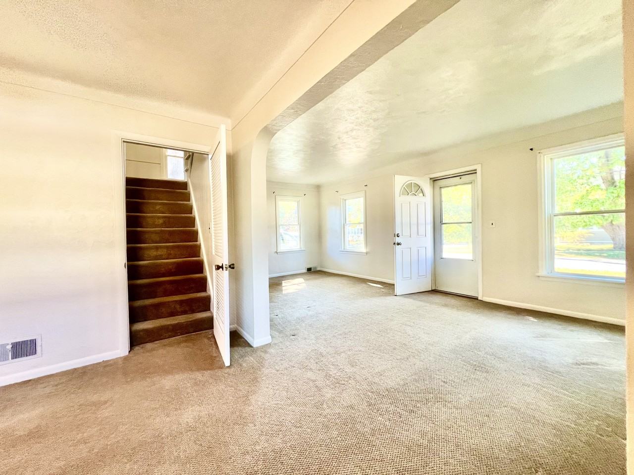 5124 Allen St #NA - Photo 2 of 5