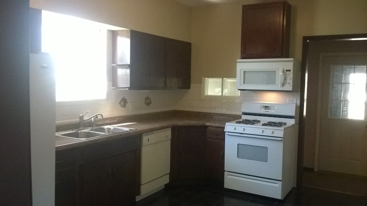 488 Columbia Ave #1 - Photo 2 of 14