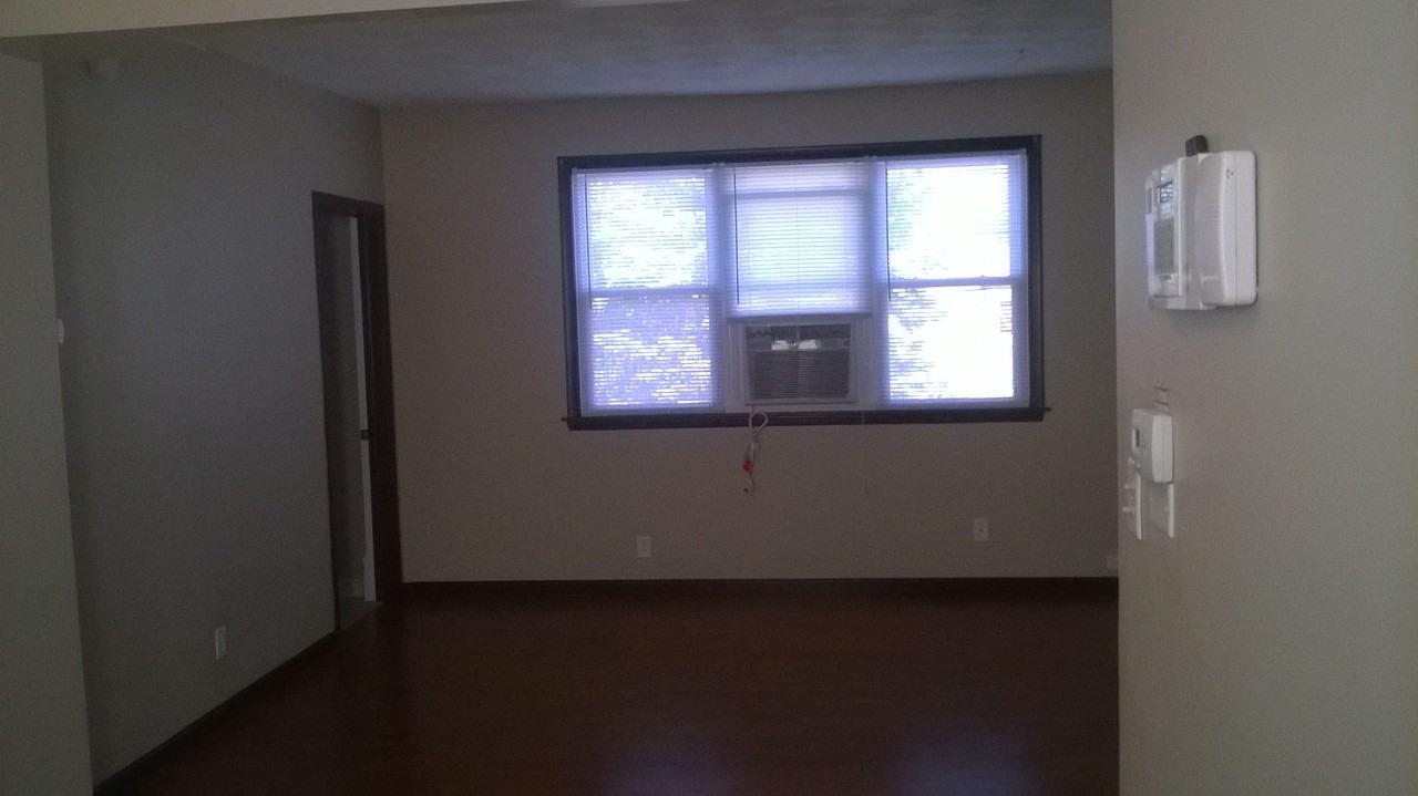 488 Columbia Ave #1 - Photo 6 of 14