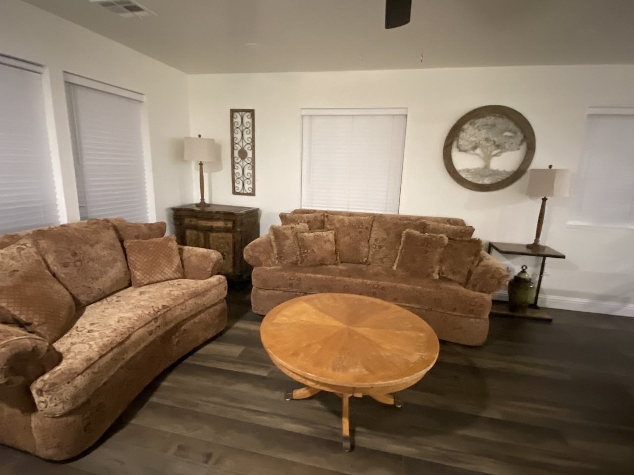 210 W E St #NA - Photo 2 of 28