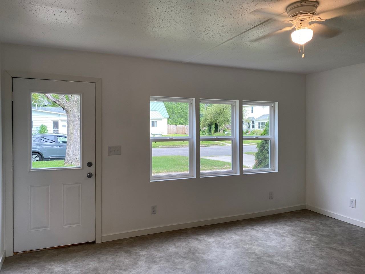 602 N River Ave #B - Photo 2 of 11