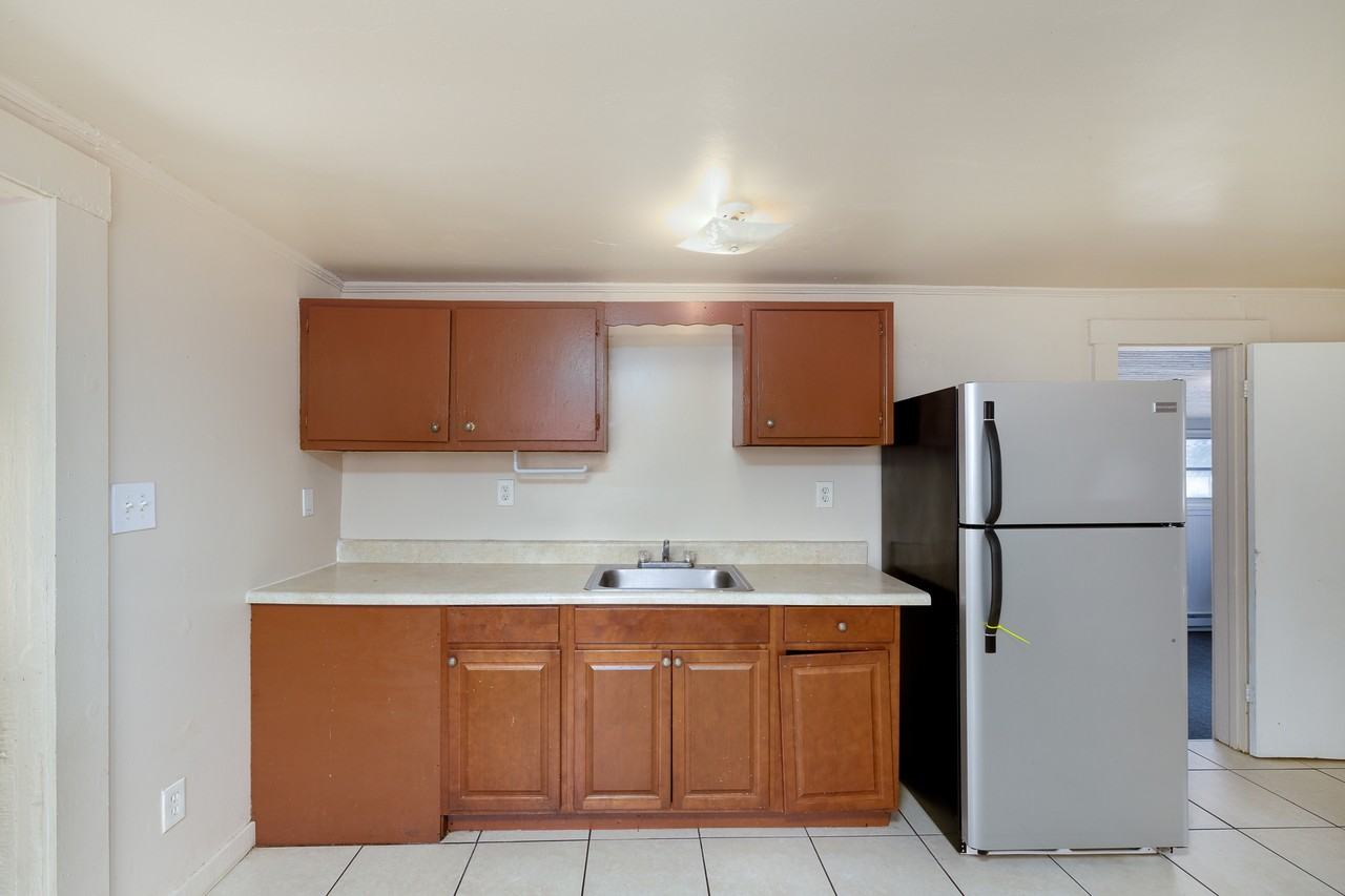 1715 14th St S #NA - Photo 5 of 9