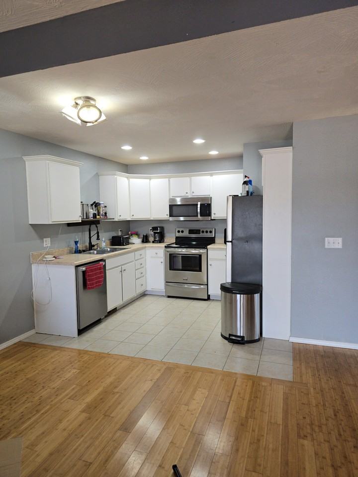 120 Bailey Cir #A - Photo 3 of 16